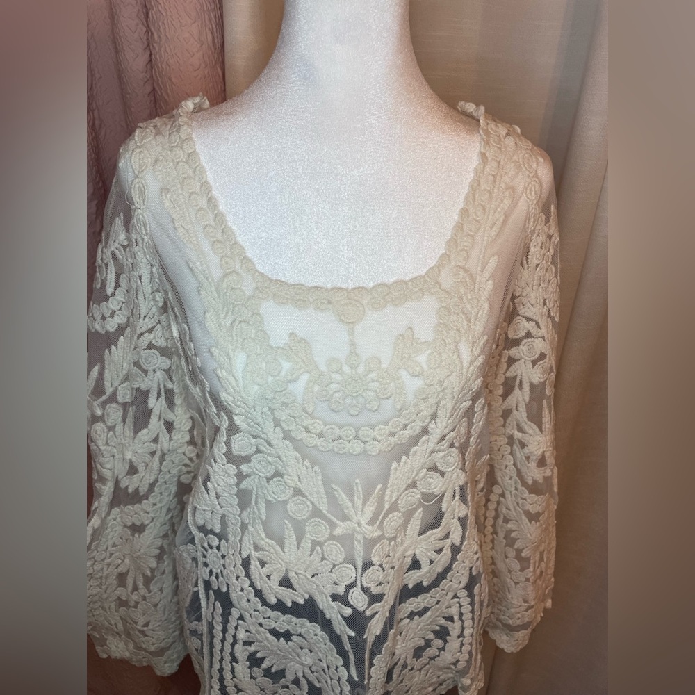 Women’s blouse
